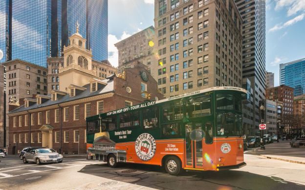 Boston Old Town Hop-On, Hop-Off Trolley Tour with Live Guide